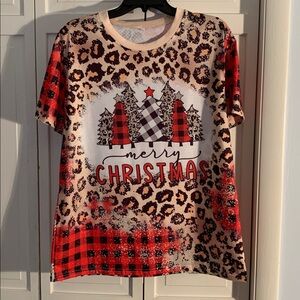 Merry Christmas Animal Print Short Sleeve Tee EUC